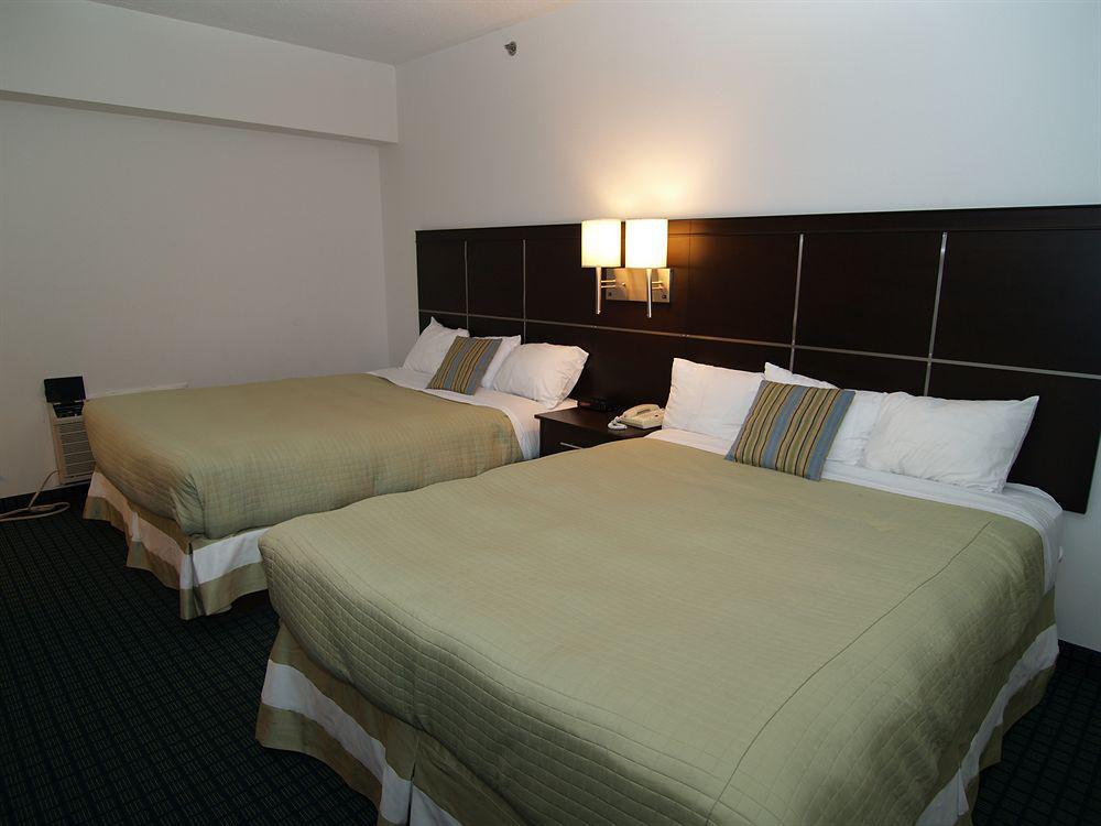 Niagara Plaza Hotel By Fairbridge Luaran gambar