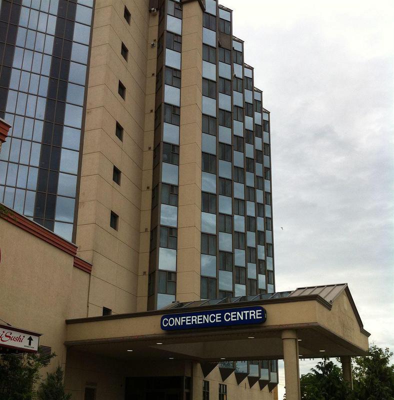 Niagara Plaza Hotel By Fairbridge Luaran gambar
